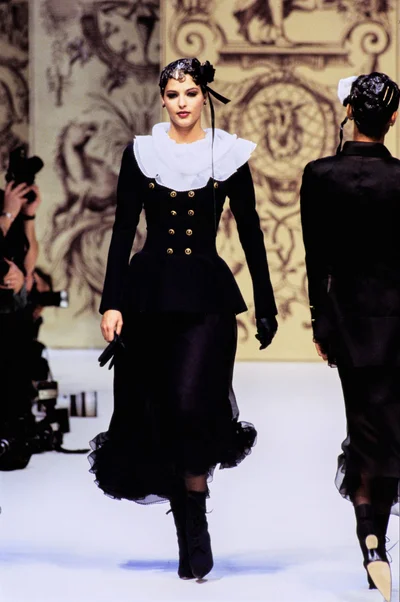 Look 27